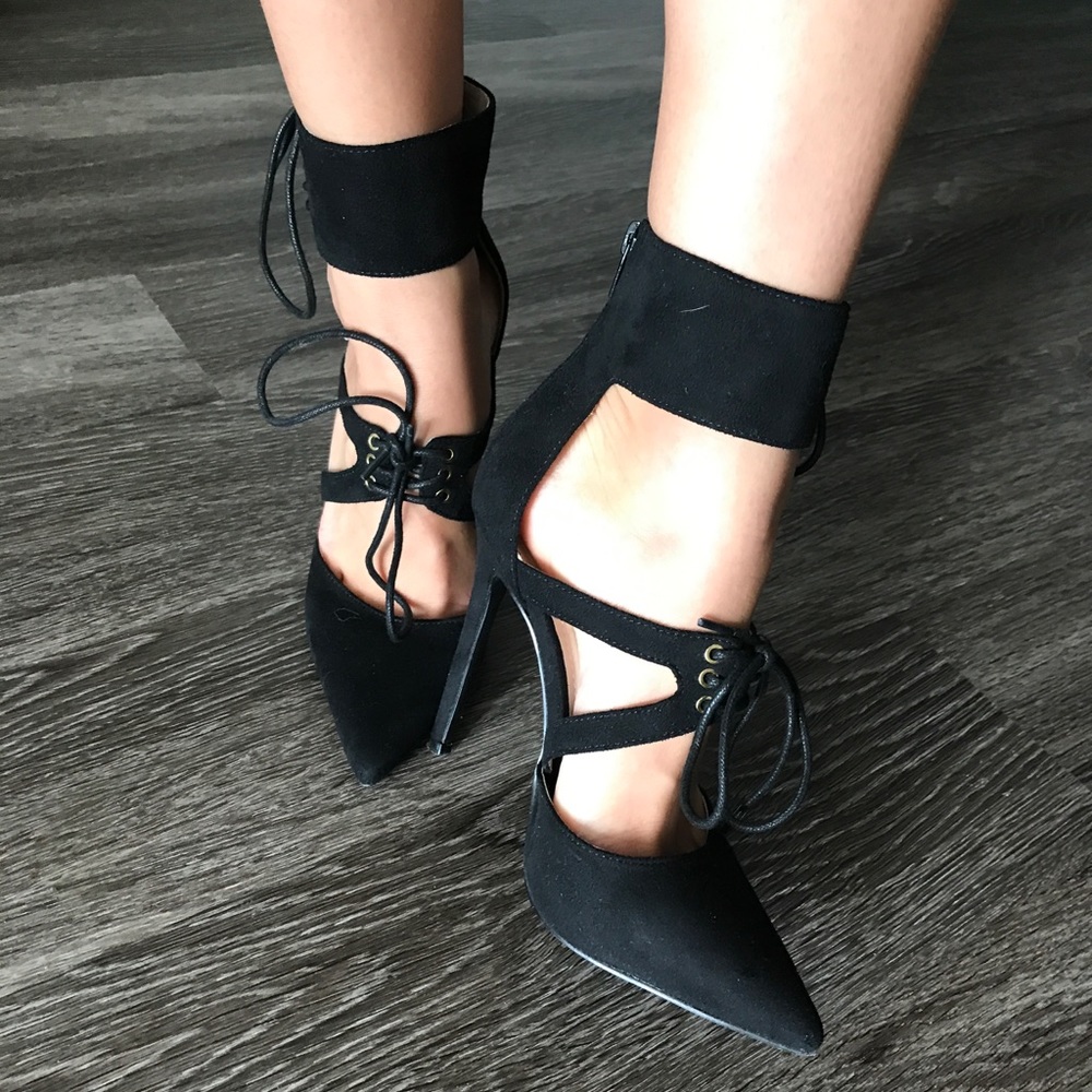 Miss Lola High Heels in US Size 7
